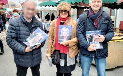 Opération boitage, tractage, affichage sur les Pyrénées-Atlantiques pour Marine Le Pen